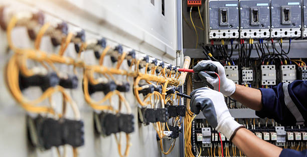Professional Electrician technician working in Clinton, NC
